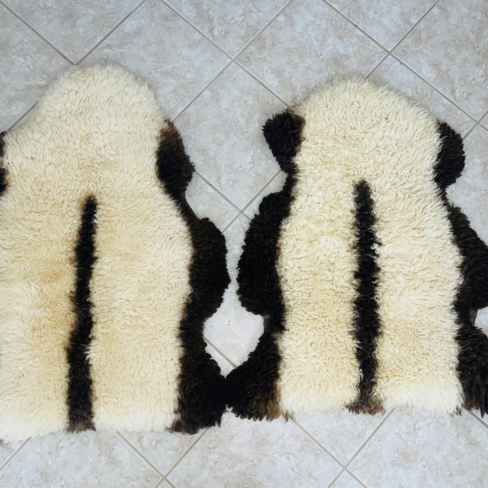 Bowron Sheepskin Rug Set of 2 Cream Brown Genuine New Zealand Wool Pelts VTG